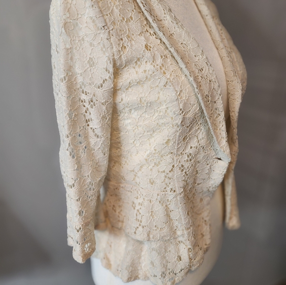 Lace jacket - Picture 3 of 4